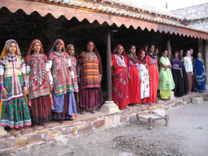 brodeuses de l association Kala Raksha gujarat inde