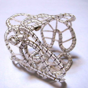 12-bracelet-au-lacet-damiette